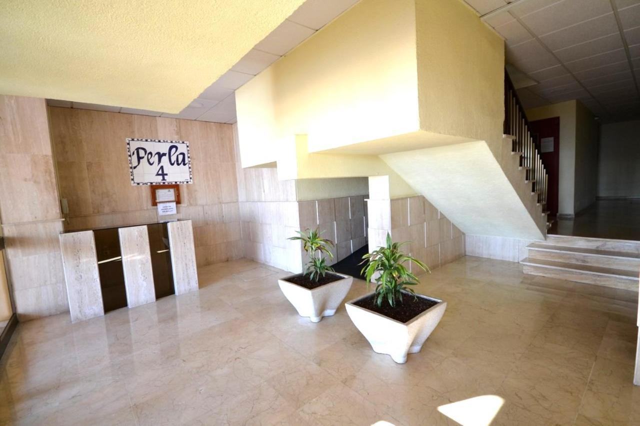 Fuengirola. Bonito Apartamento En Paseo Maritimo. Espectaculares Vistas Al Mar. Primera Linea Экстерьер фото